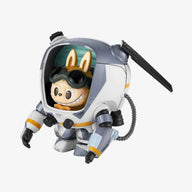 Labubu × Kow Yokoyama – Fliege Storm Figurine | Limited Edition