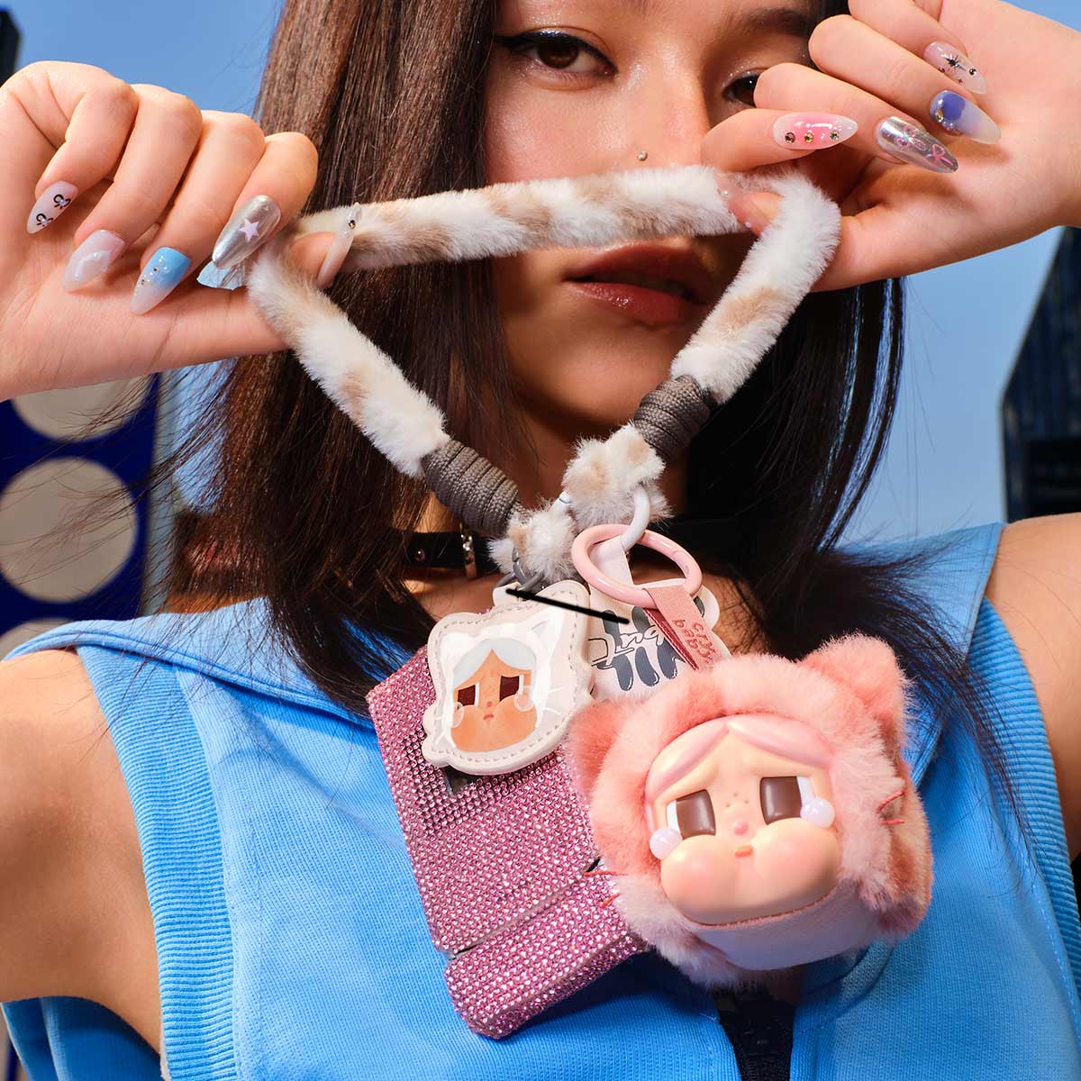 Serie Crybaby Wild But Cutie - Phone Charm Blind Box