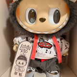 Labubu × Vans – Boneco de Peluche em Vinil Oldskool | Edição de Colecionador