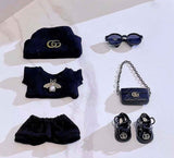 Gucci bee outfit motif