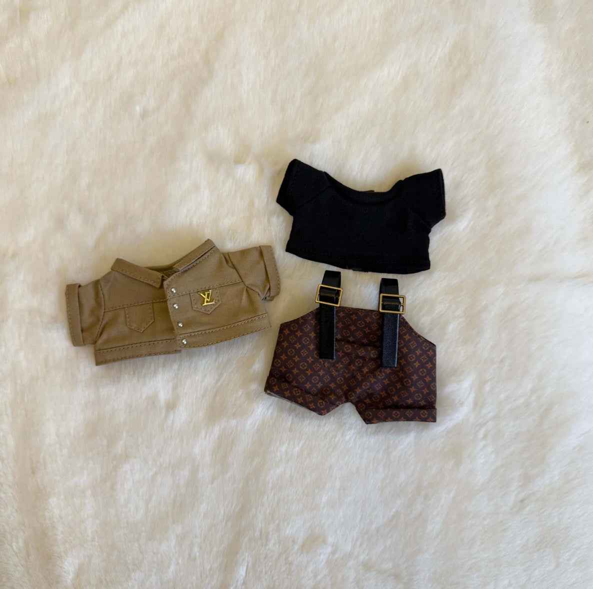 Khaki Louis Vuitton Monogram Outfit