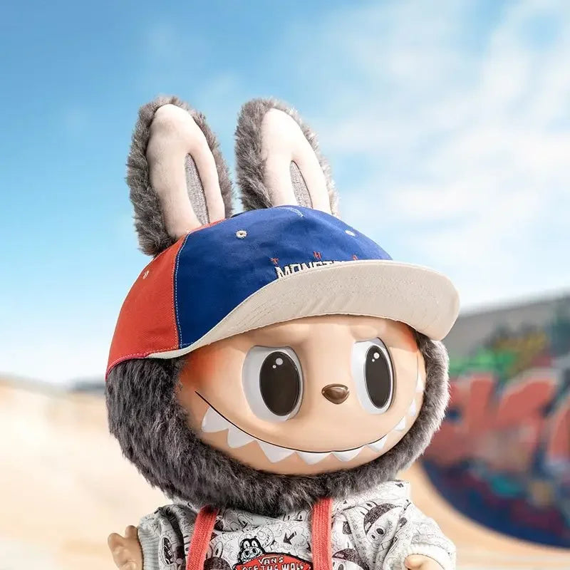 Labubu × Vans – Boneco de Peluche em Vinil Oldskool | Edição de Colecionador